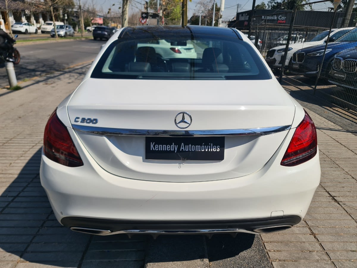 2019 Mercedes-Benz C200 2.0 Blanco - Miniatura 8