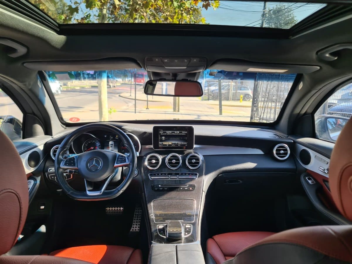 2019 Mercedes-Benz Glc 250 D Negro - Miniatura 6
