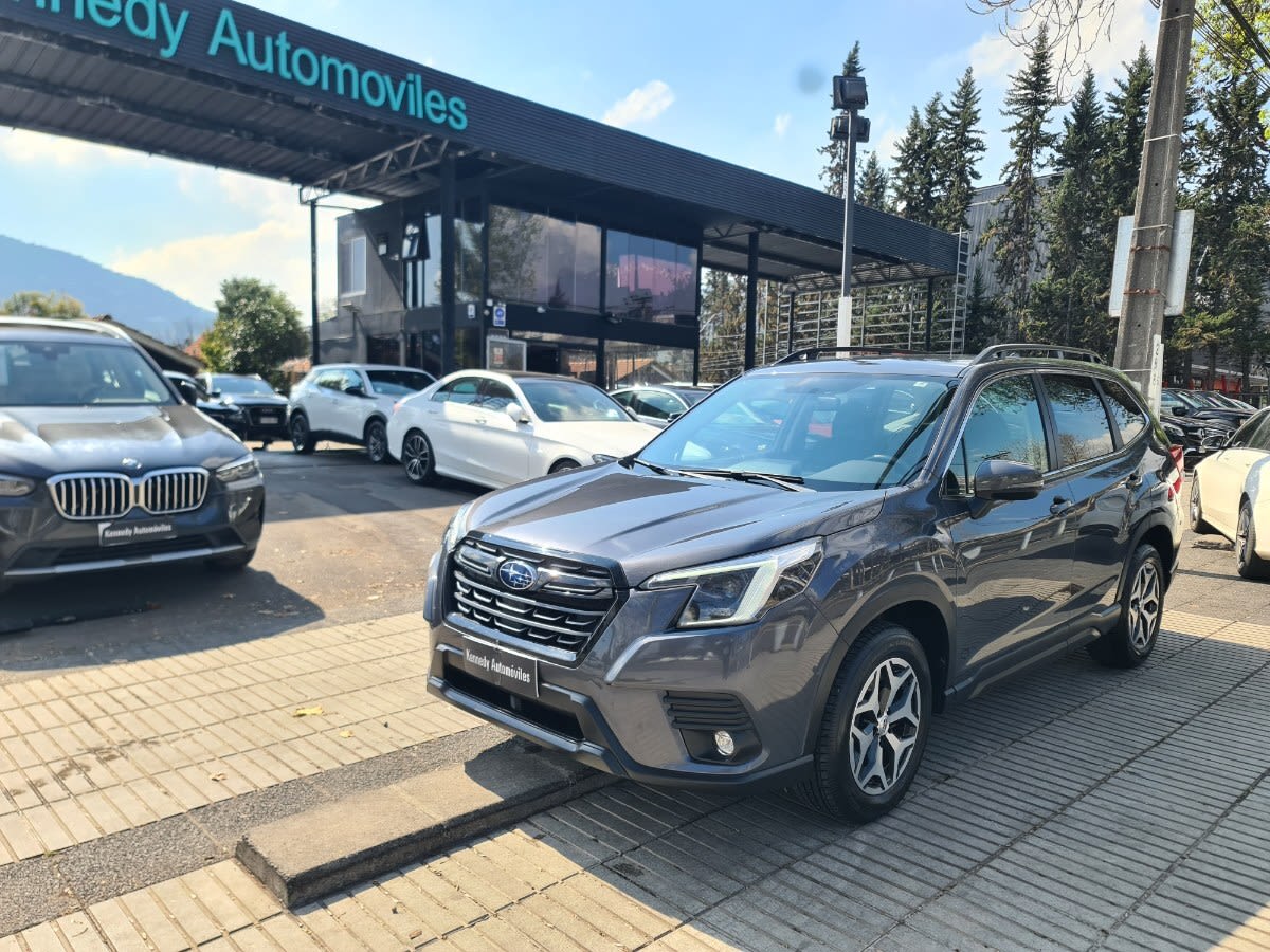 2024 Subaru Forester 2.0I Gris - Imagen 1