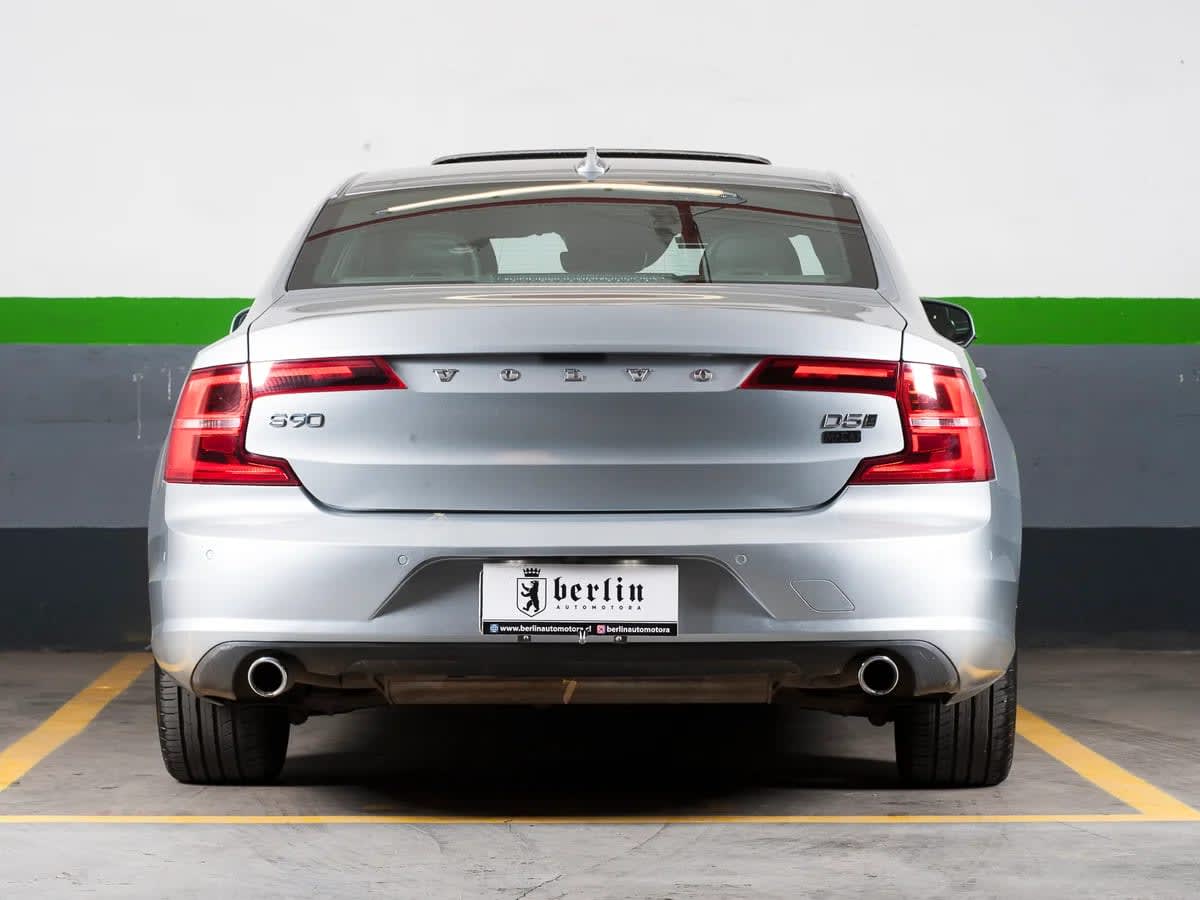 2018 VOLVO S90 2.0L Plata - Miniatura 7