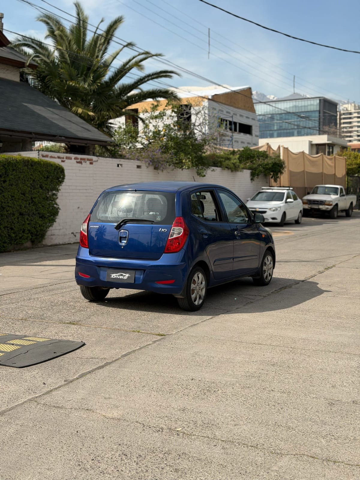 2013 Hyundai I10 Azul - Miniatura 5