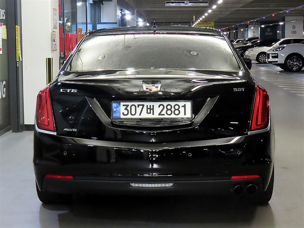 2018 Cadillac CT6 2.0T Negro - Miniatura 5