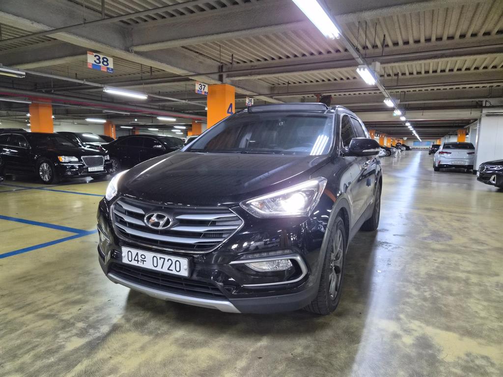 2017 Hyundai Santa Fe The Negro - Imagen 1