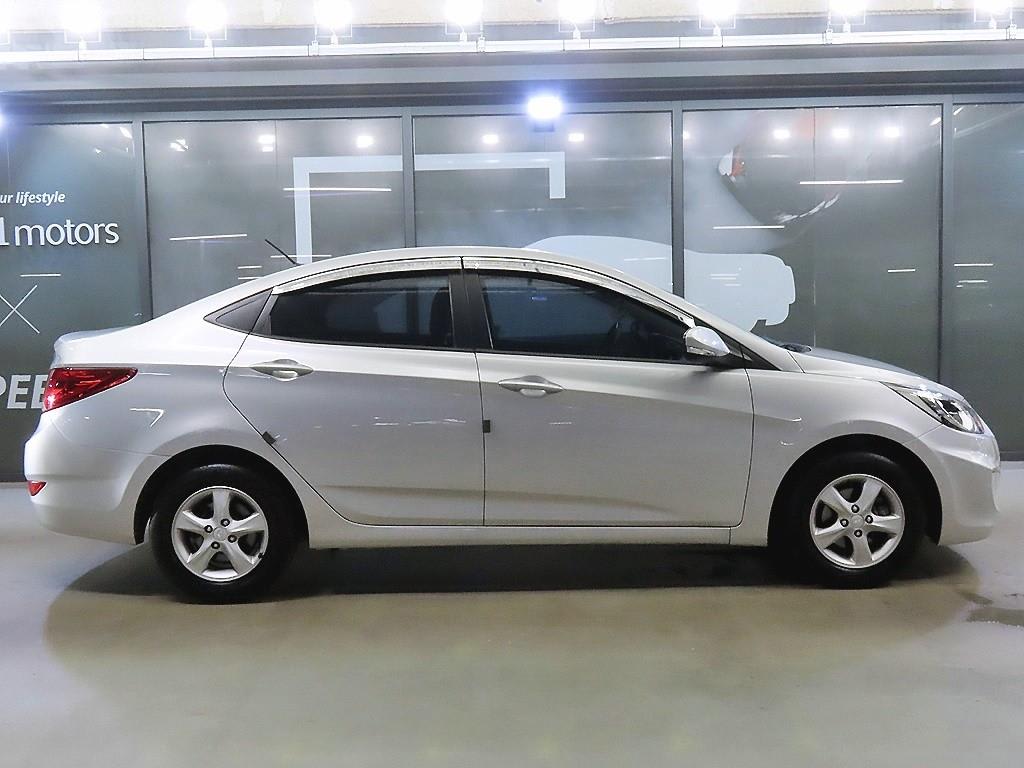 2012 Hyundai Accent New Plata - Miniatura 3