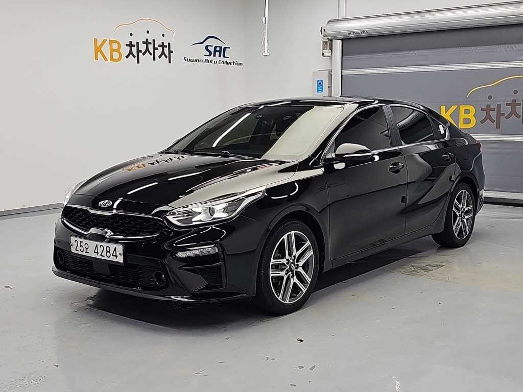 2019 Kia K3 1.6 Negro - Imagen 1
