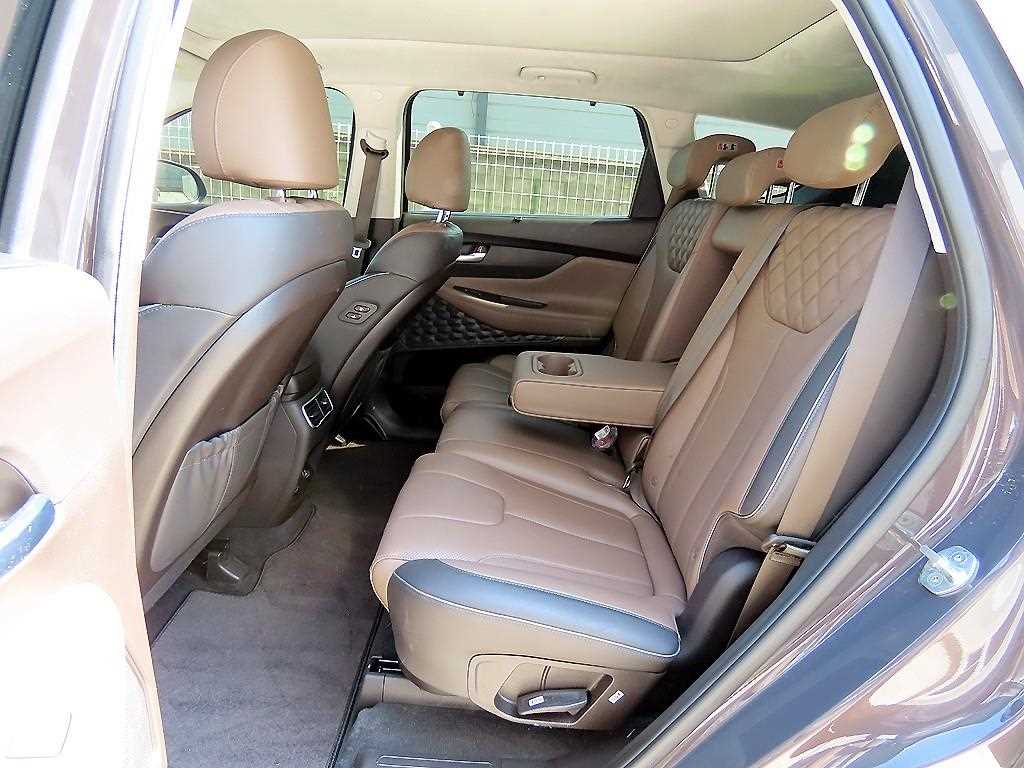 2022 Hyundai Santa Fe Hybrid - Miniatura 6