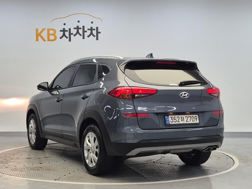 2020 Hyundai Tucson Diesel Gris - Miniatura 2