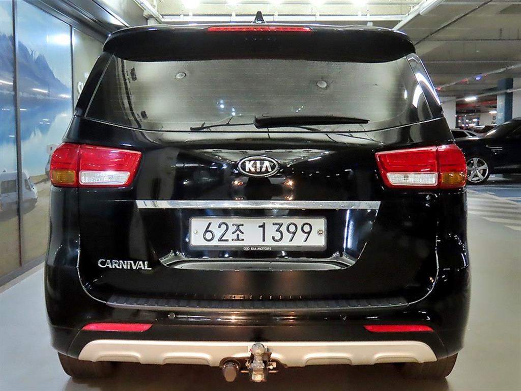 2018 Kia Carnival Diesel - Miniatura 5