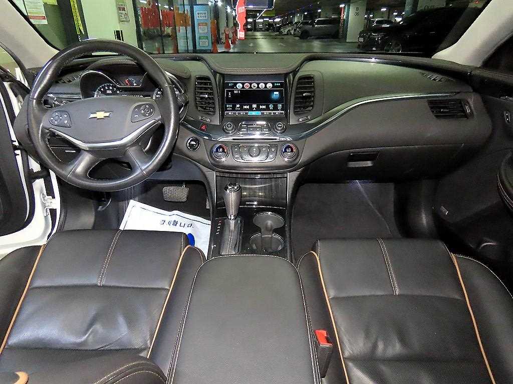 2016 Chevrolet Impala 2.5 Blanco - Miniatura 10