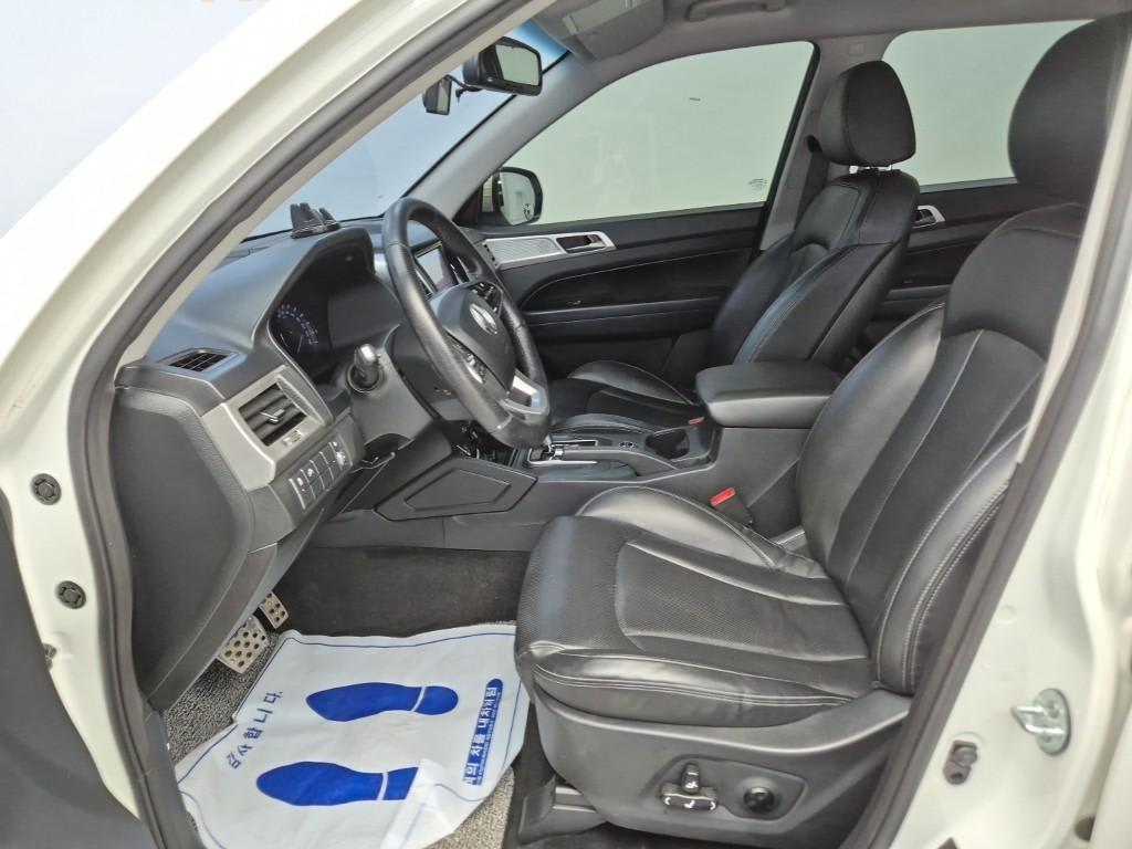 2019 SsangYong Rexton Sports Blanco - Miniatura 8