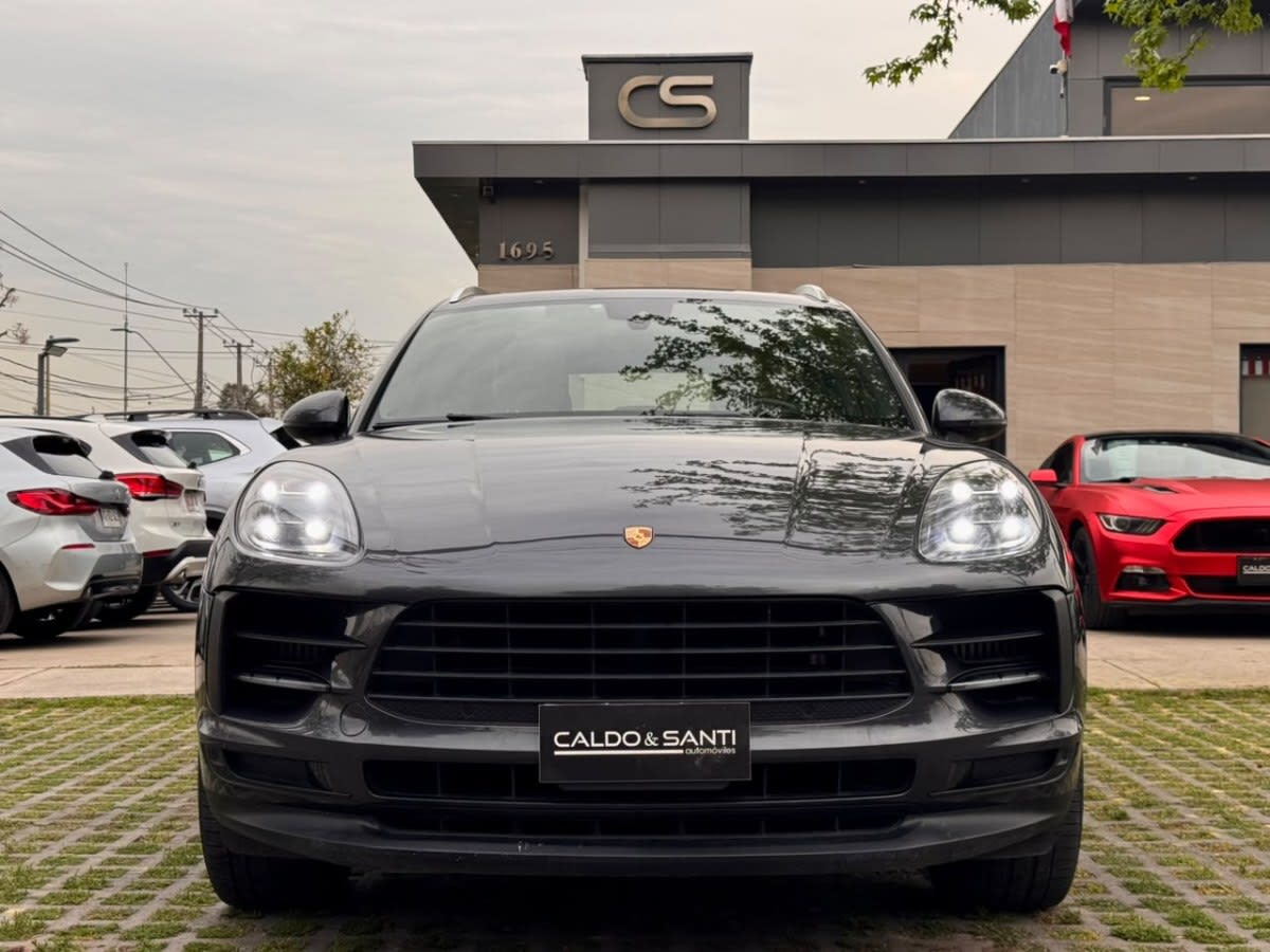 2021 Porsche Macan S Gris - Miniatura 8