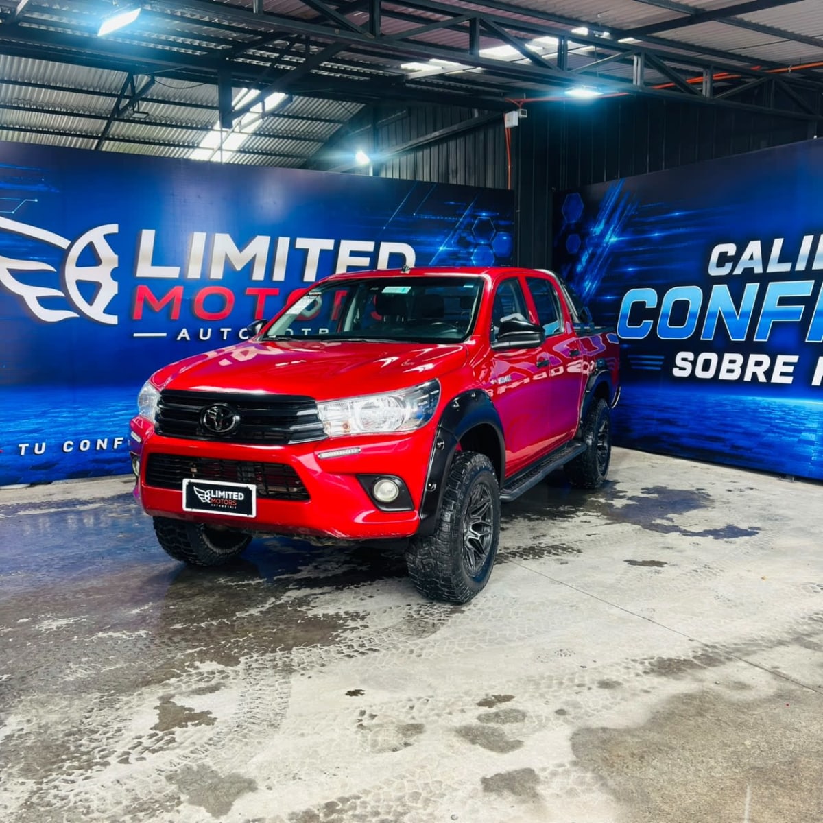 2024 Toyota HILUX 2.4 MT 4X4 DC - Imagen 1