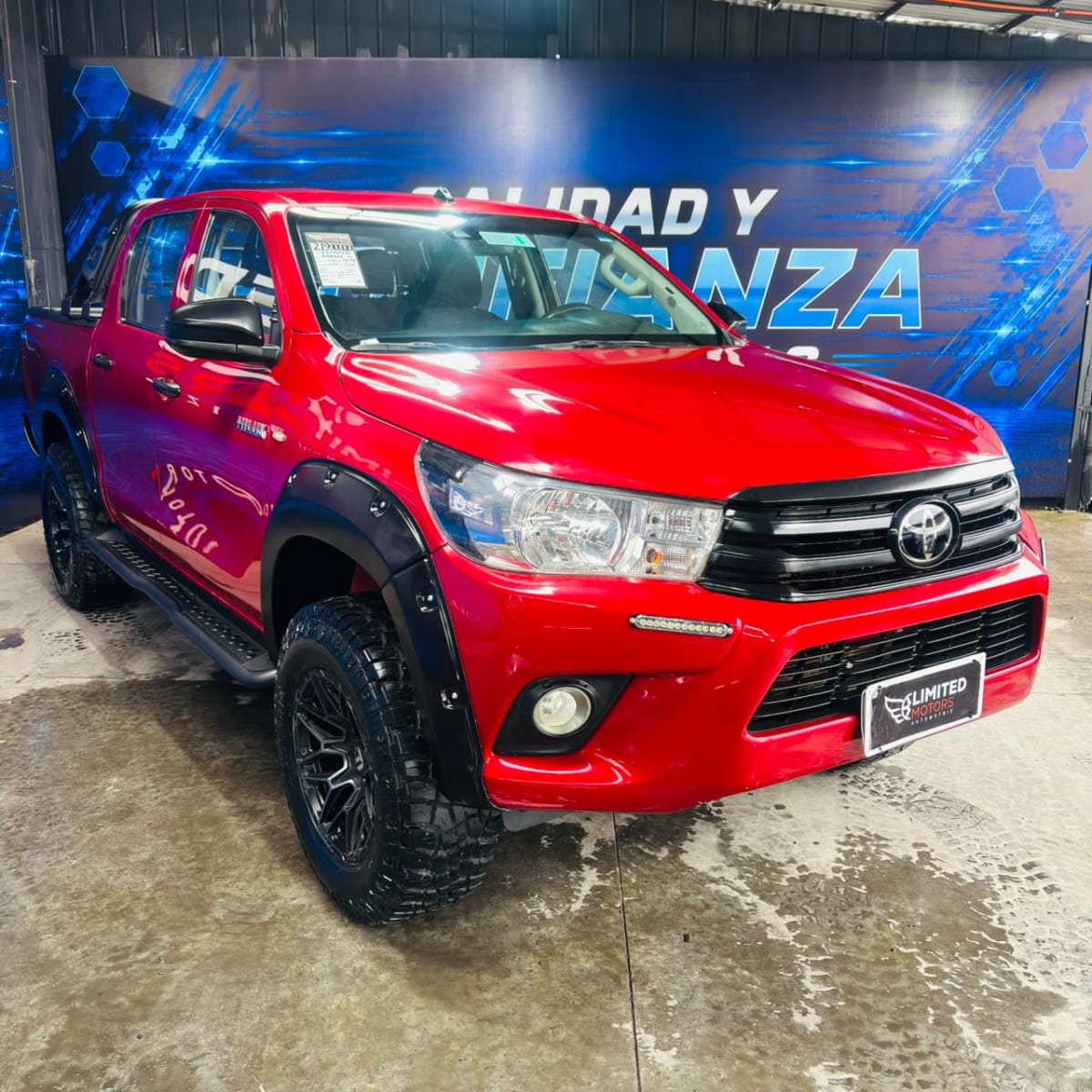 2024 Toyota HILUX 2.4 MT 4X4 DC - Miniatura 4