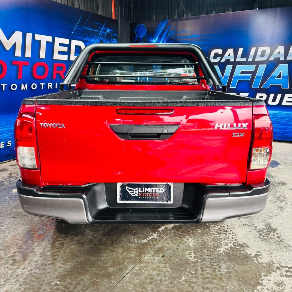 2024 Toyota HILUX 2.4 MT 4X4 DC - Miniatura 9