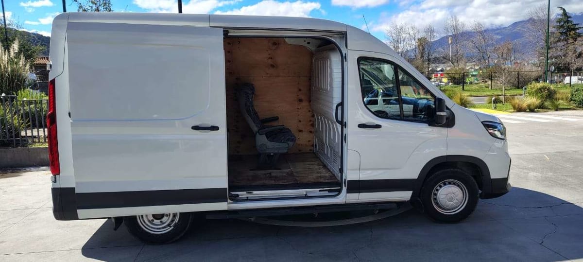 2022 Maxus Deliver 9 Deliver Blanco - Miniatura 4