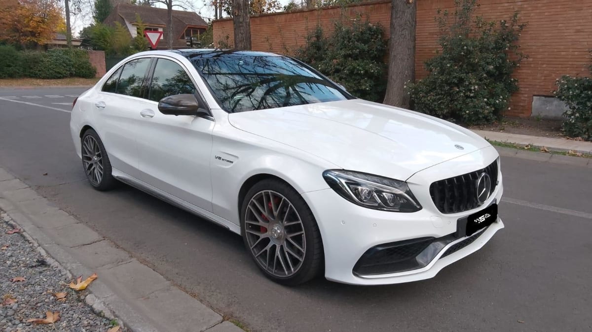 2019 Mercedes-Benz C63 AMG Blanco - Miniatura 3