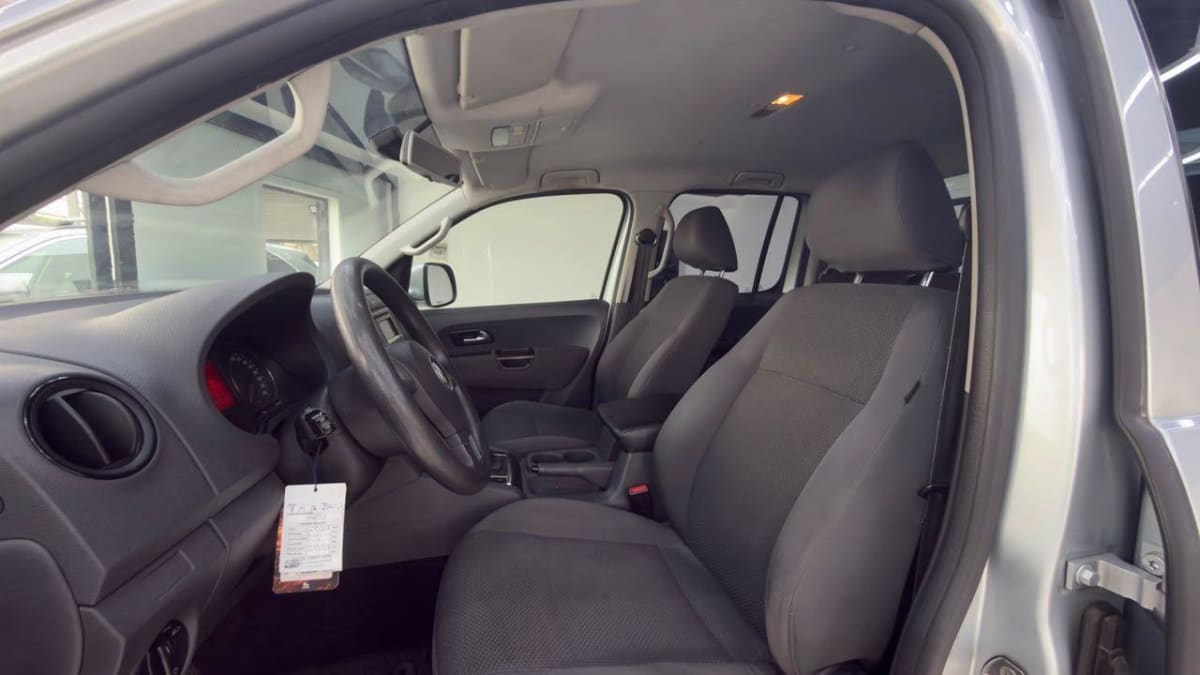 2013 Volkswagen AMAROK TRENDLINE Plata - Miniatura 9