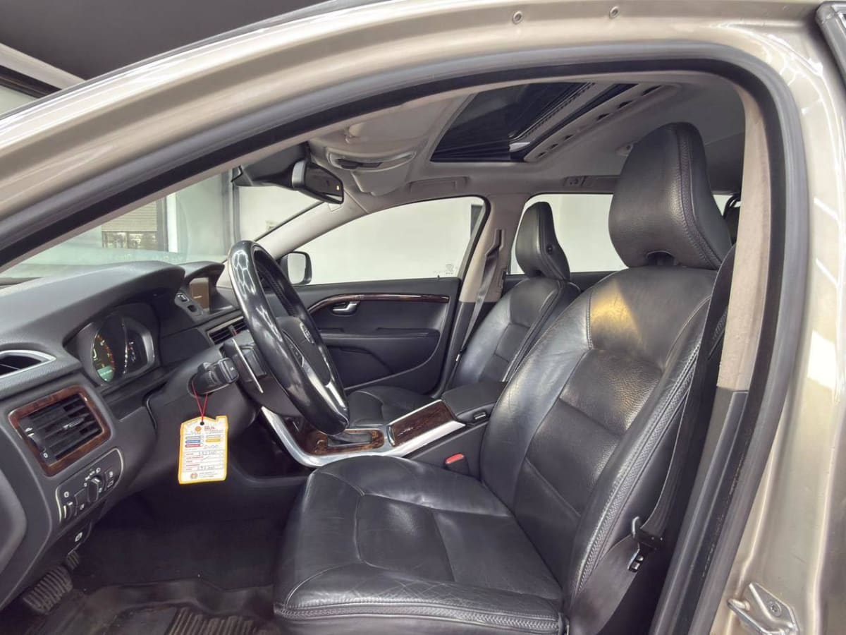 2014 VOLVO XC70 PLUS Gris - Miniatura 10