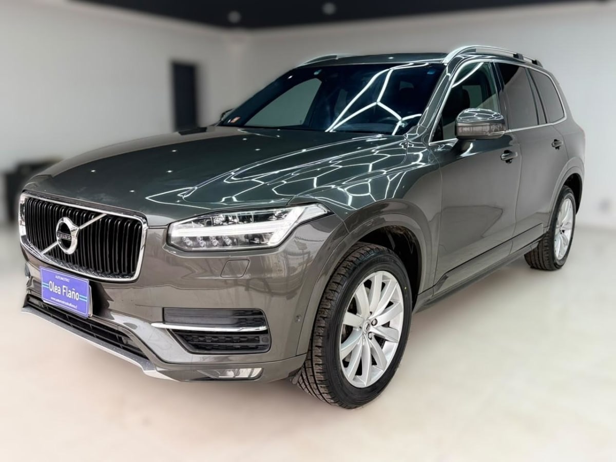 2020 Volvo XC90 II D5 MOMENTUM Gris - Imagen 1