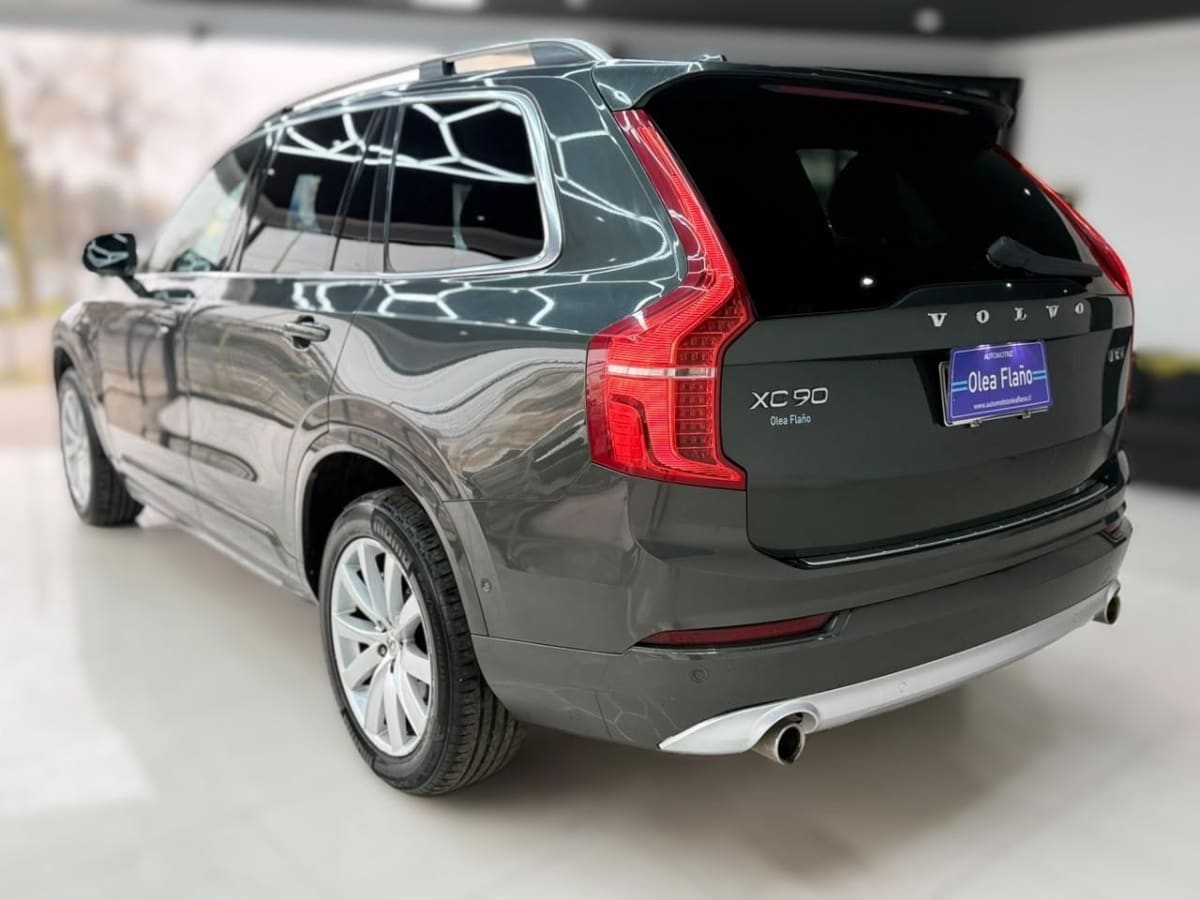 2020 Volvo XC90 II D5 MOMENTUM Gris - Miniatura 9