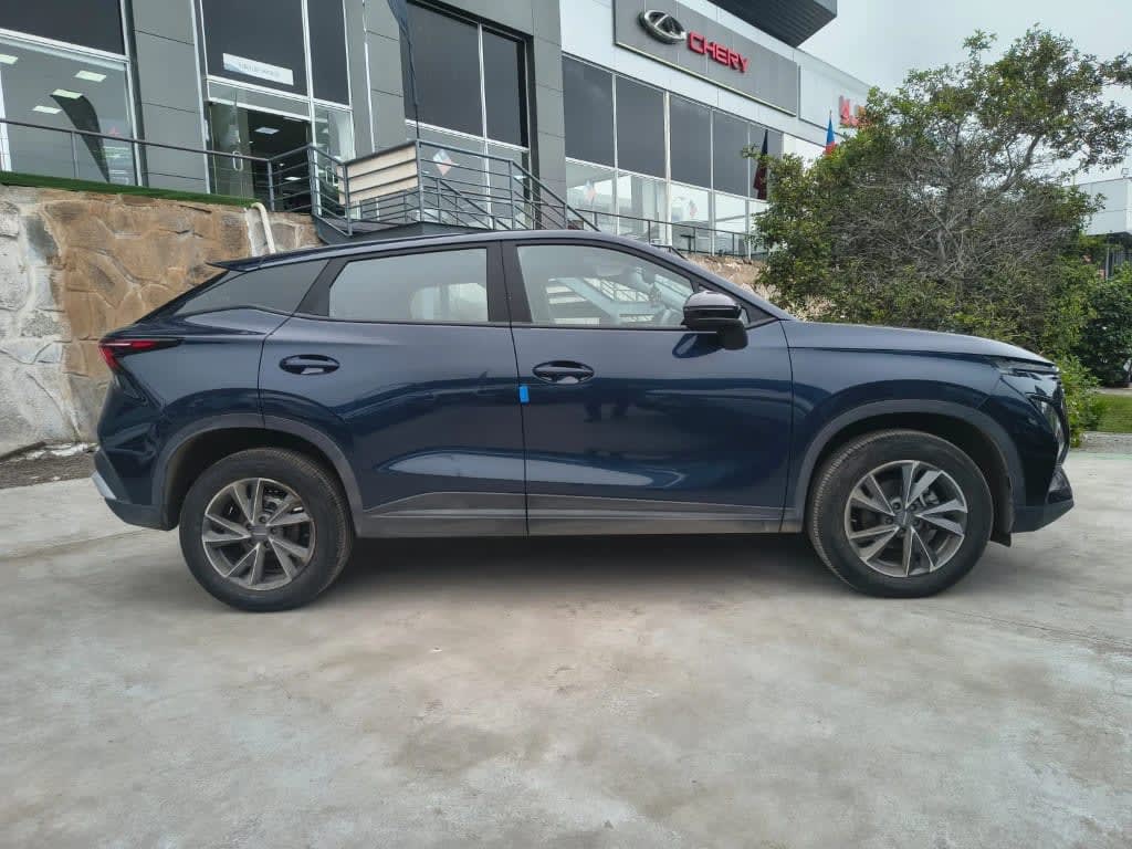 2025 Omoda C5 1.5 Azul - Miniatura 4