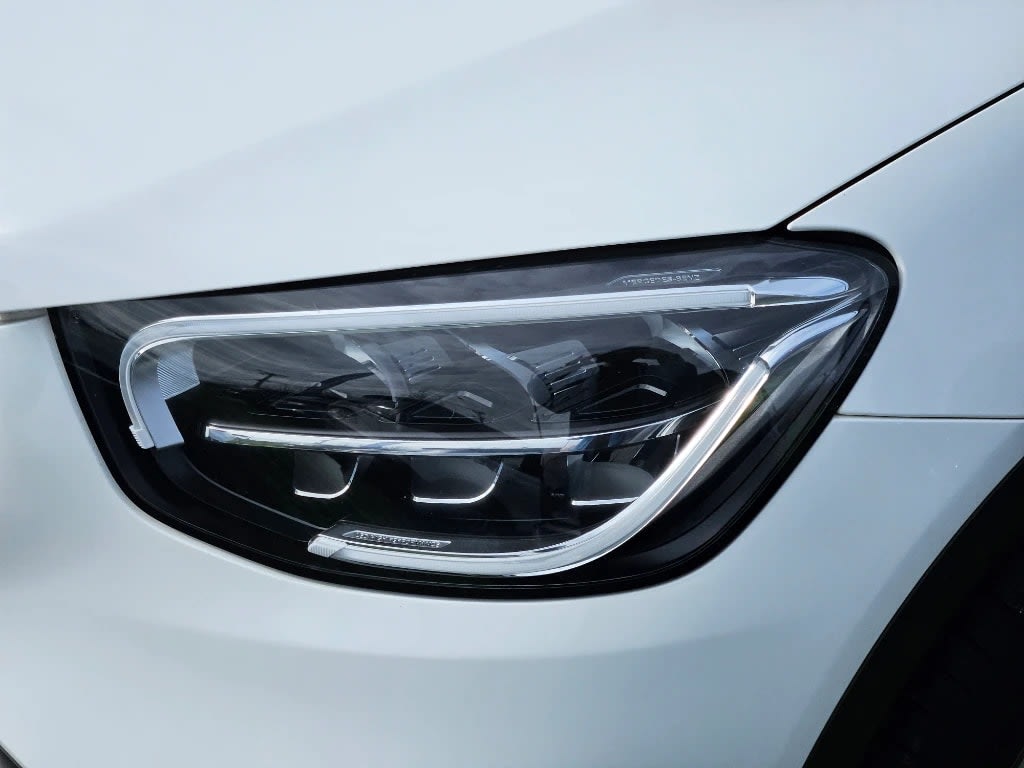 2023 Mercedes-Benz Glc 200 COUPE Blanco - Miniatura 10