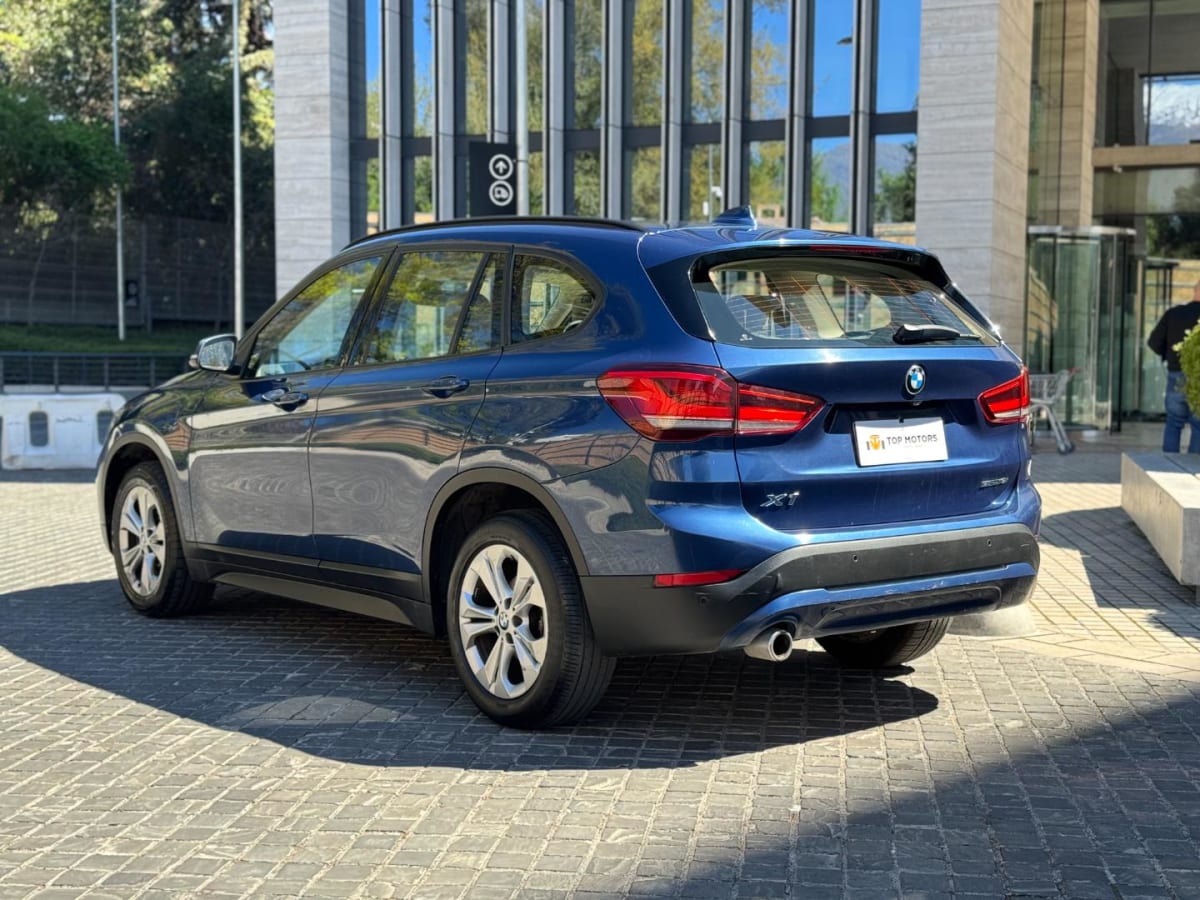 2022 BMW X1 sDrive Azul - Miniatura 6