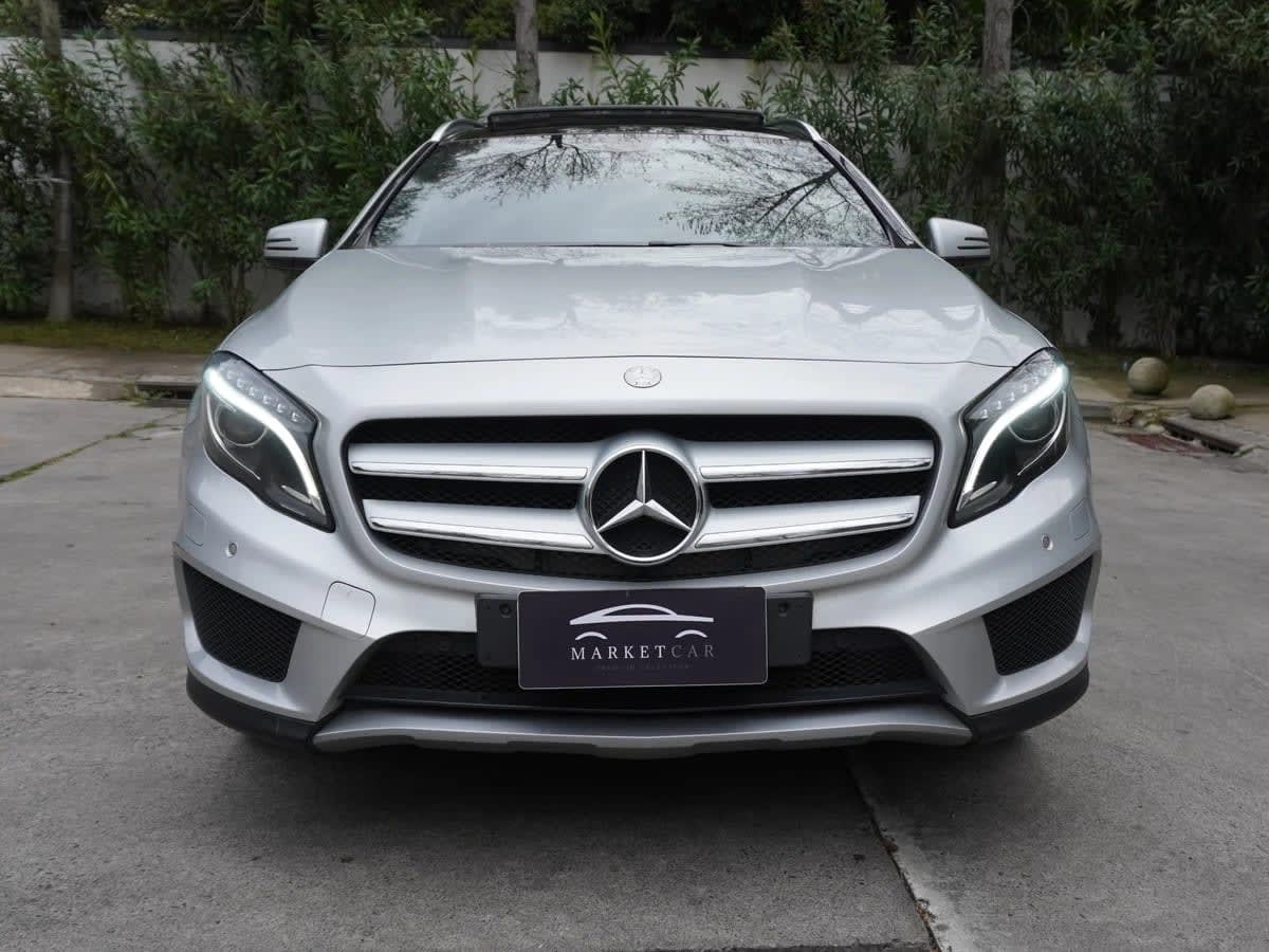2017 MERCEDES BENZ GLA 250 Plata - Miniatura 2