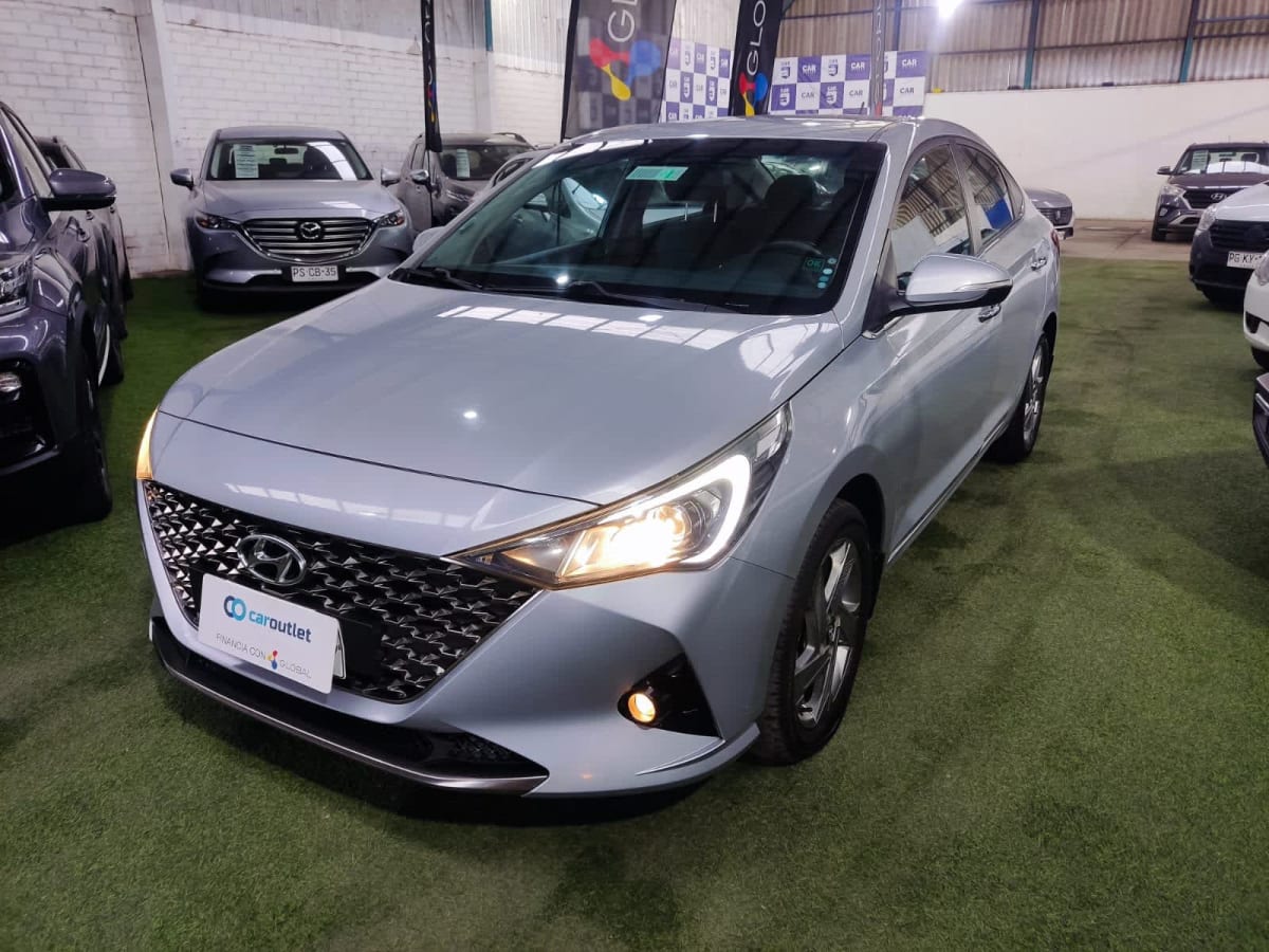 2023 Hyundai Accent HCI 1.6 Plata - Imagen 1