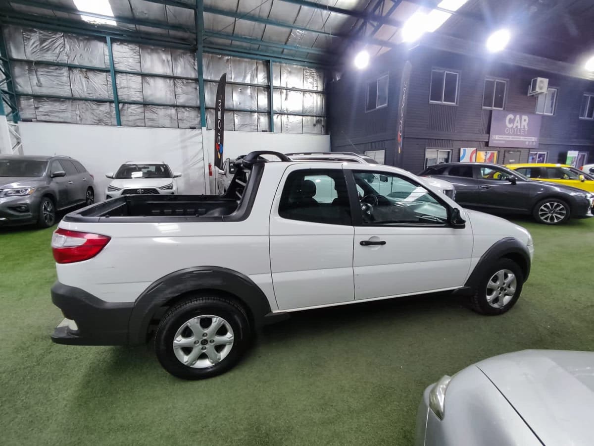 2019 RAM 700 Dcab SLT Blanco - Miniatura 6