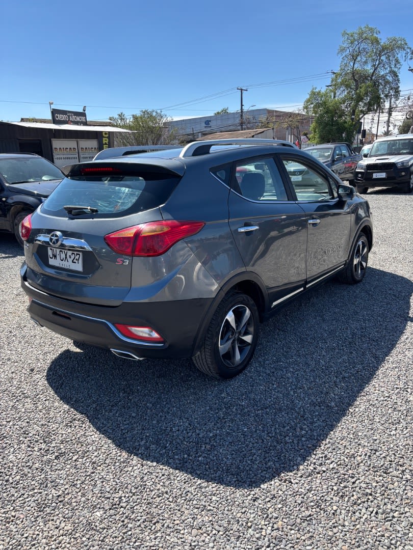 2017 JAC S3 1.6 Gris - Miniatura 5