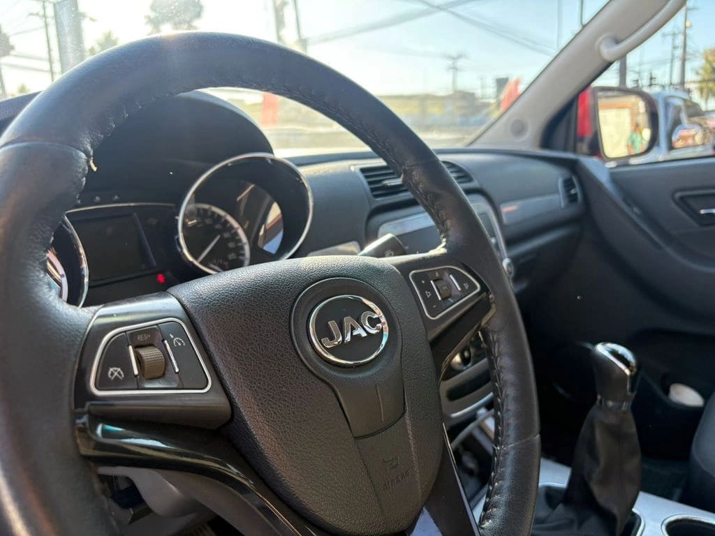 2021 JAC T6 2.0 - Miniatura 10