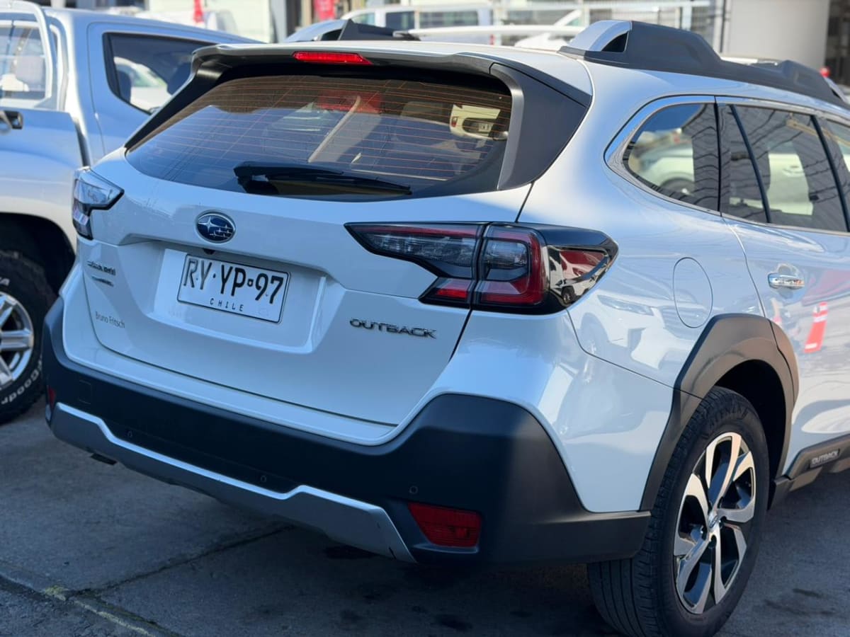 2022 Subaru Outback 4X4 - Miniatura 6