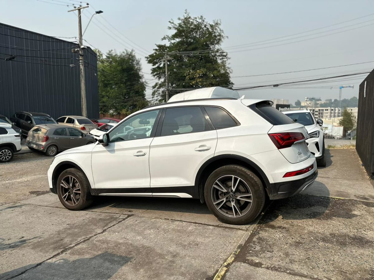 2025 Audi Q5 45 - Miniatura 7
