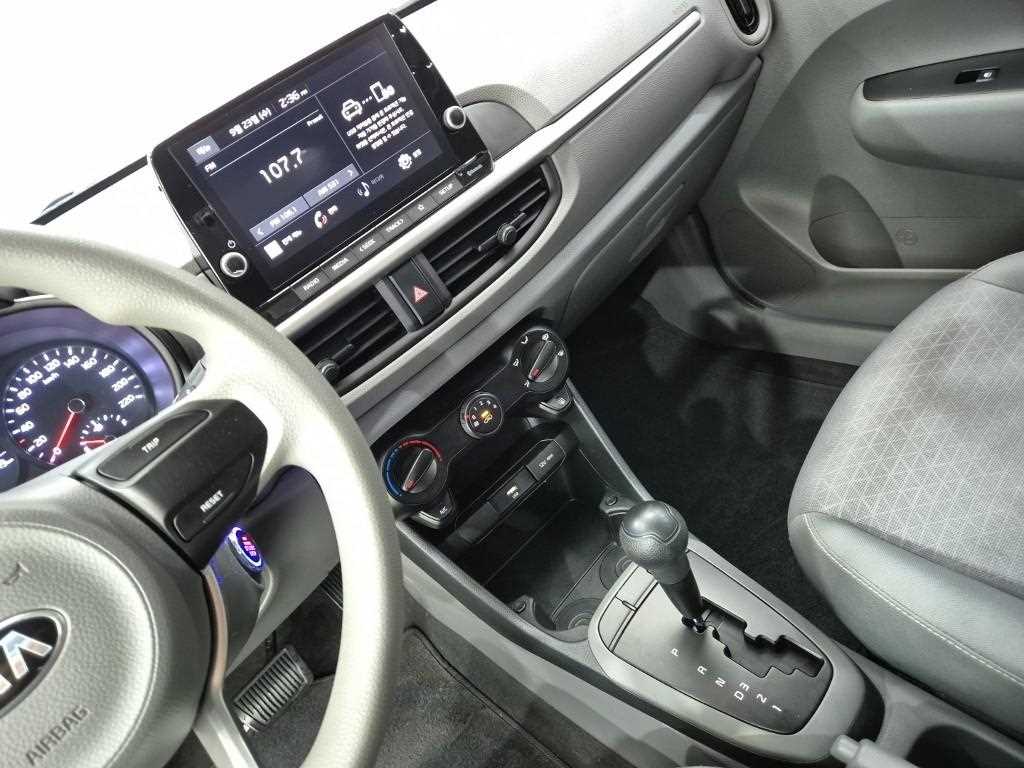 2021 KIA Morning Ref 419203 Gasoline White - Miniatura 10