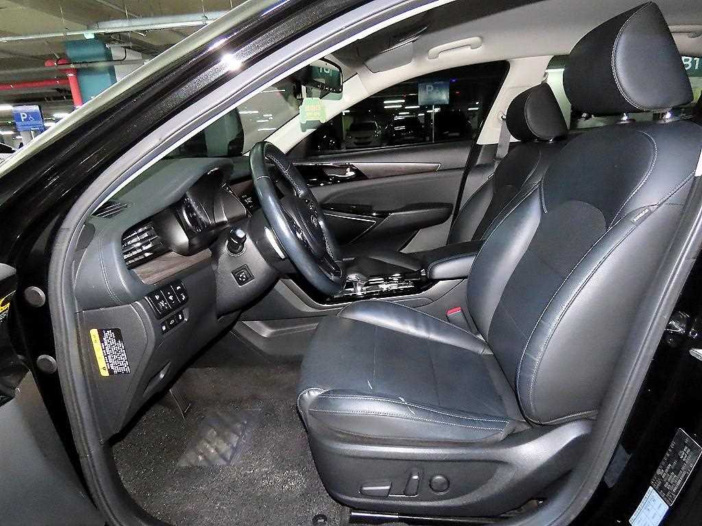 2020 Kia K7 Premier - Miniatura 6