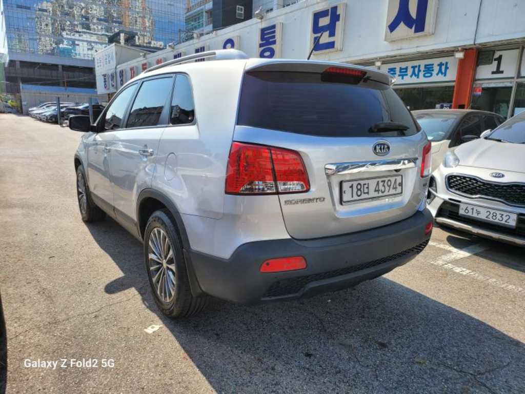 2012 Kia Sorento R - Miniatura 4