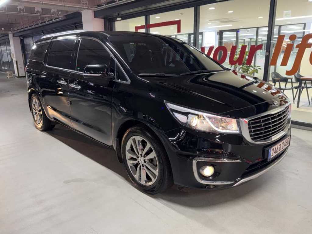 2018 Kia Carnival Diesel - Miniatura 2