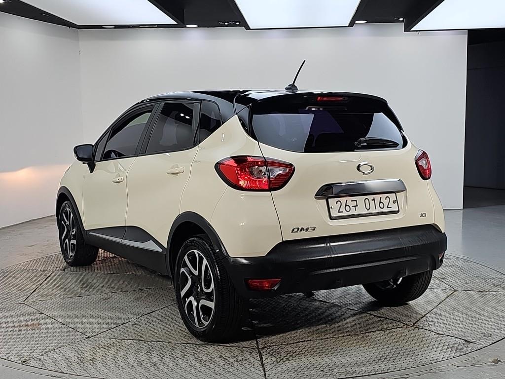 2016 Samsung QM3 Diesel Blanco - Miniatura 3
