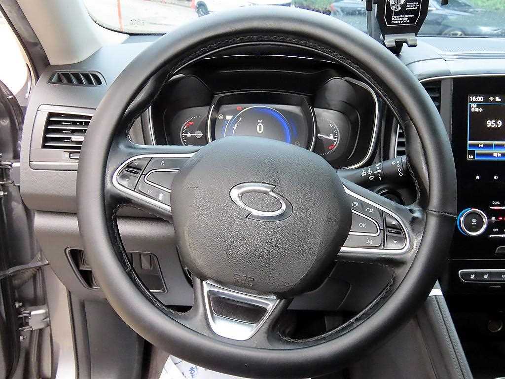 2017 Samsung QM6 Diesel - Miniatura 9