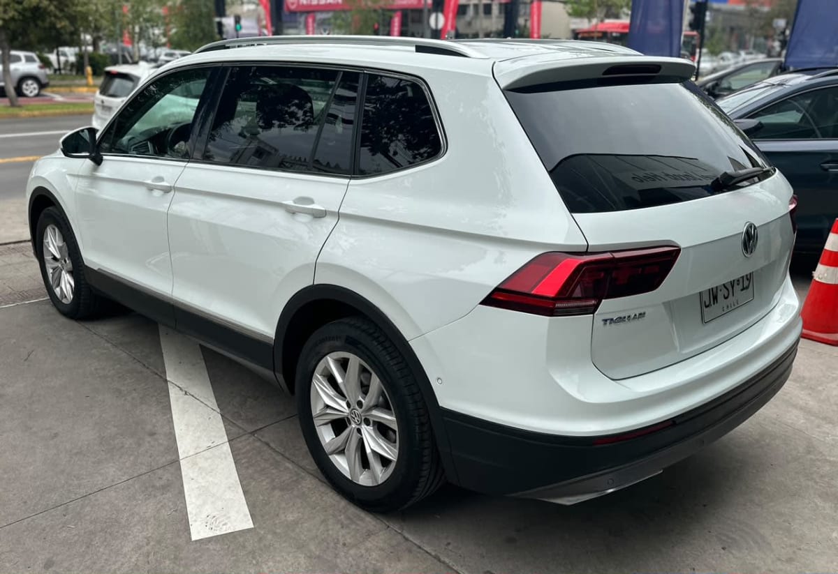 2018 Volkswagen Tiguan Highline Blanco - Miniatura 4