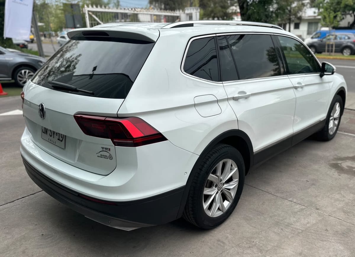 2018 Volkswagen Tiguan Highline Blanco - Miniatura 6