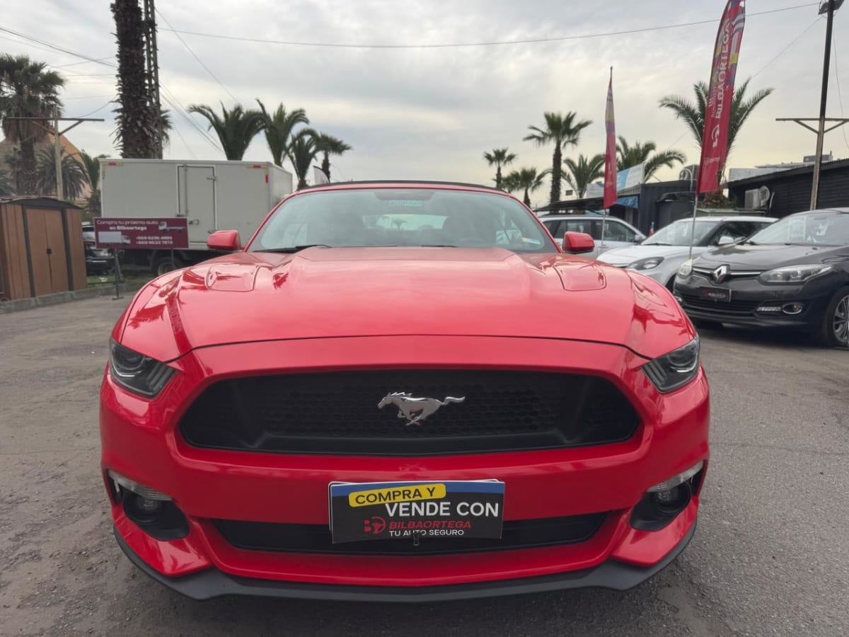 2017 Ford Mustang Rojo - Imagen 1