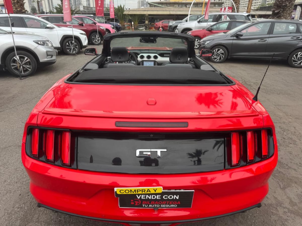 2017 Ford Mustang Rojo - Miniatura 7