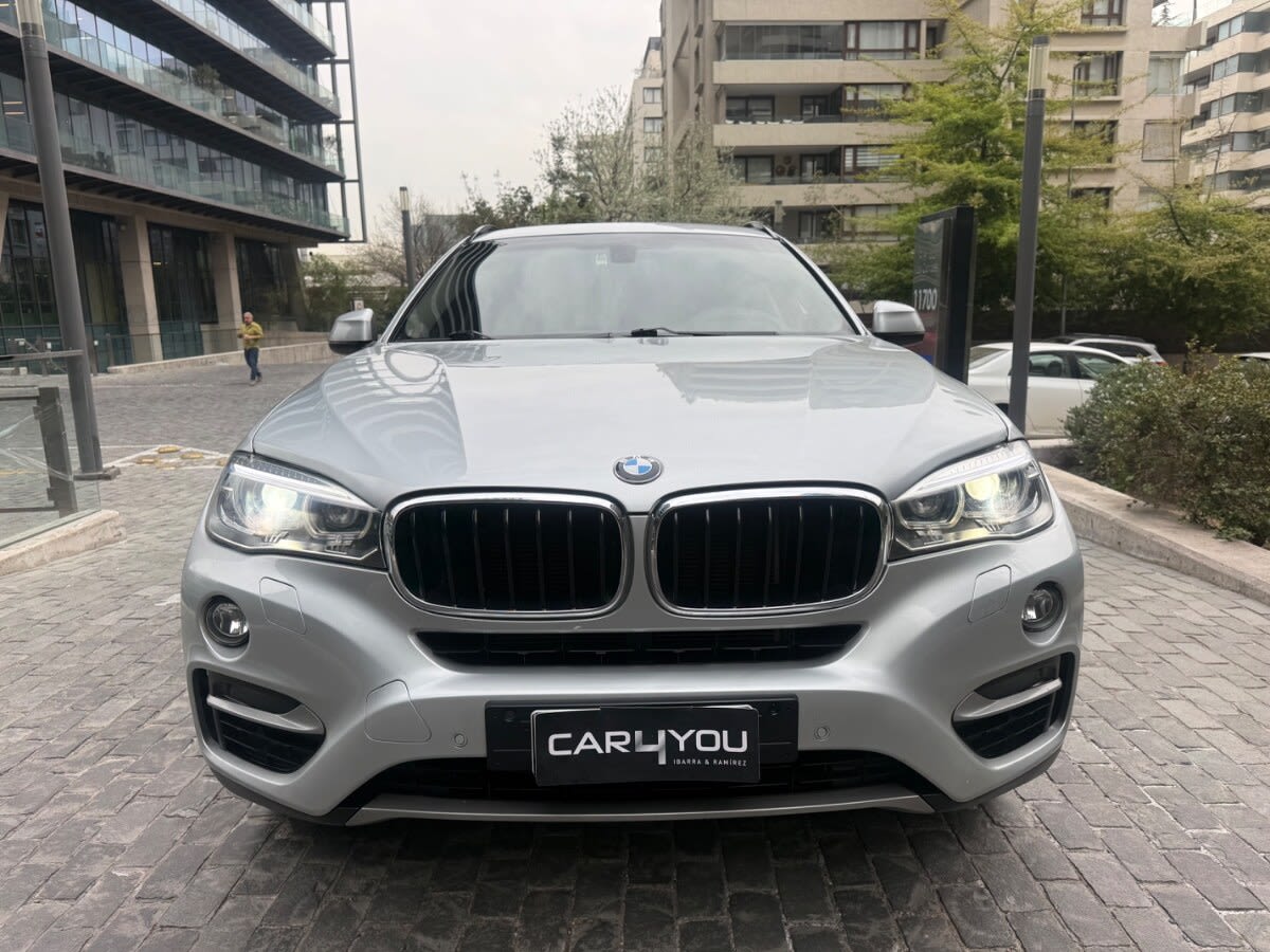 2016 BMW X6 3.0D Gris - Miniatura 2