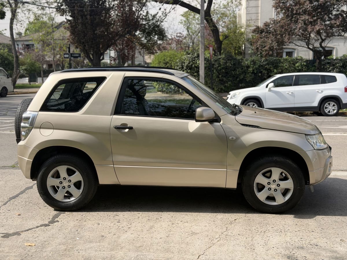 2008 Suzuki Grand Vitara 1.6 Beige - Miniatura 8