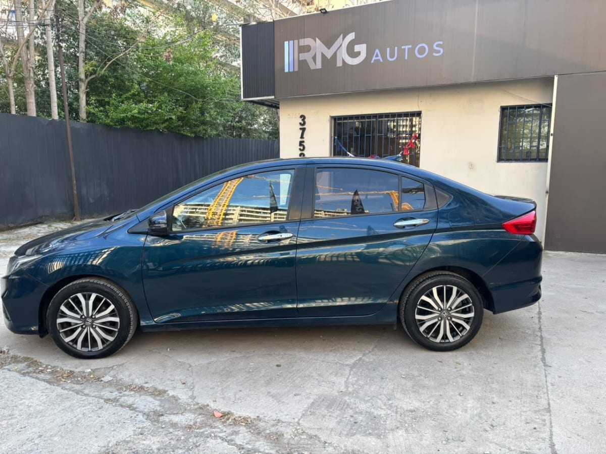 2020 Honda CITY 1.5 - Miniatura 2