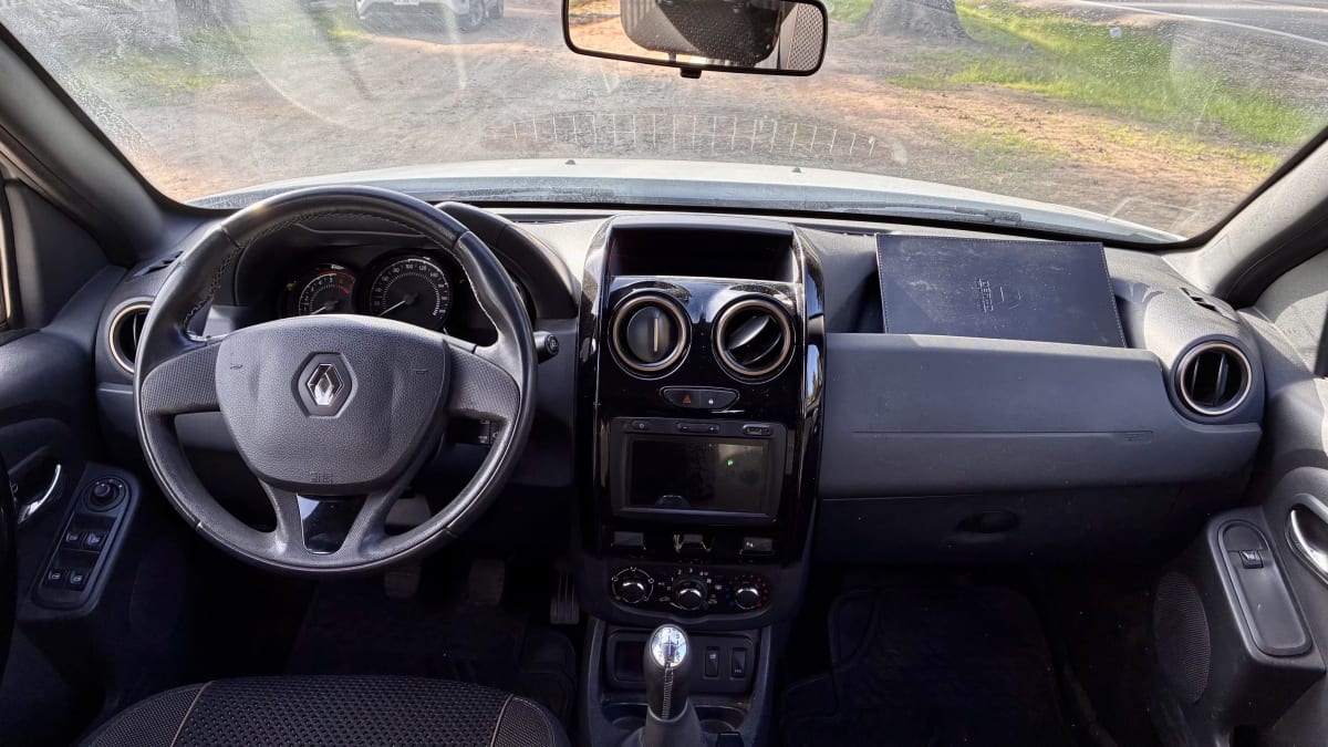 2019 Renault DUSTER - Miniatura 5