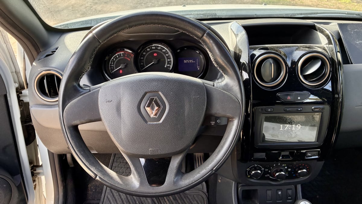 2019 Renault DUSTER - Miniatura 8