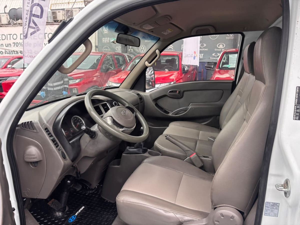 2021 Hyundai PORTER Blanco - Miniatura 10
